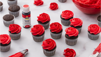 Logra un rojo intenso en buttercream